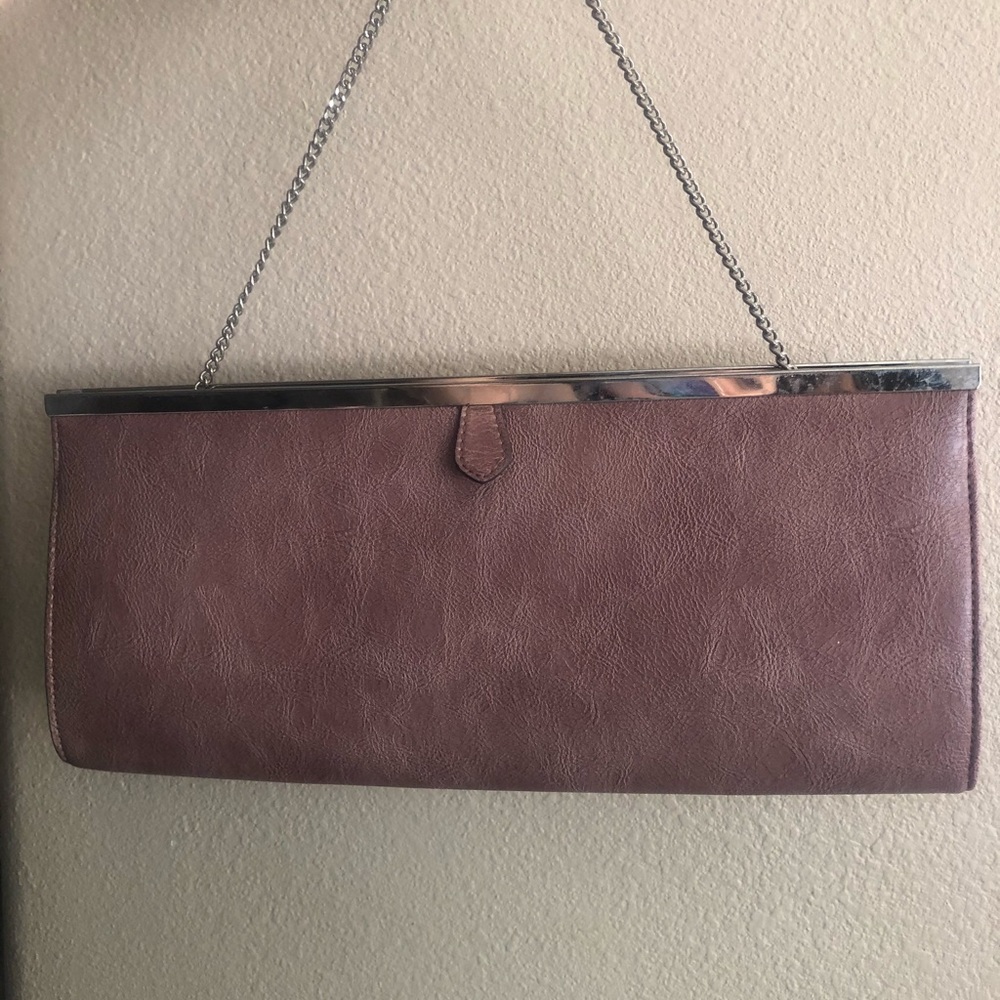 Aldo clutch